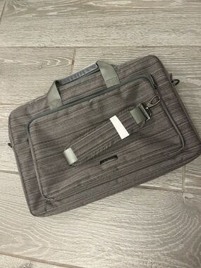 Professional Gray Laptop Briefcase with Shoulder Strap